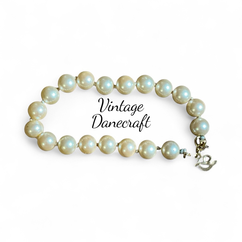 Danecraft Creamy Faux Pearl Classic Bracelet Spring Ring Clasp